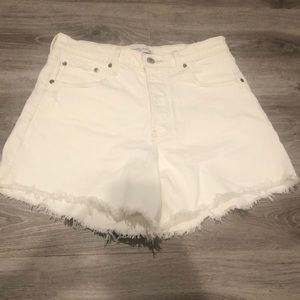 NWOT Woman’s high rise Abercrombie shorts